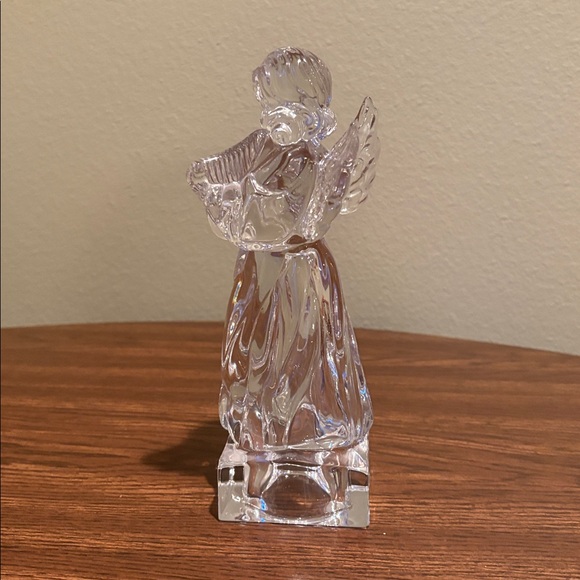 Mikasa Angel figurine - Picture 3 of 8